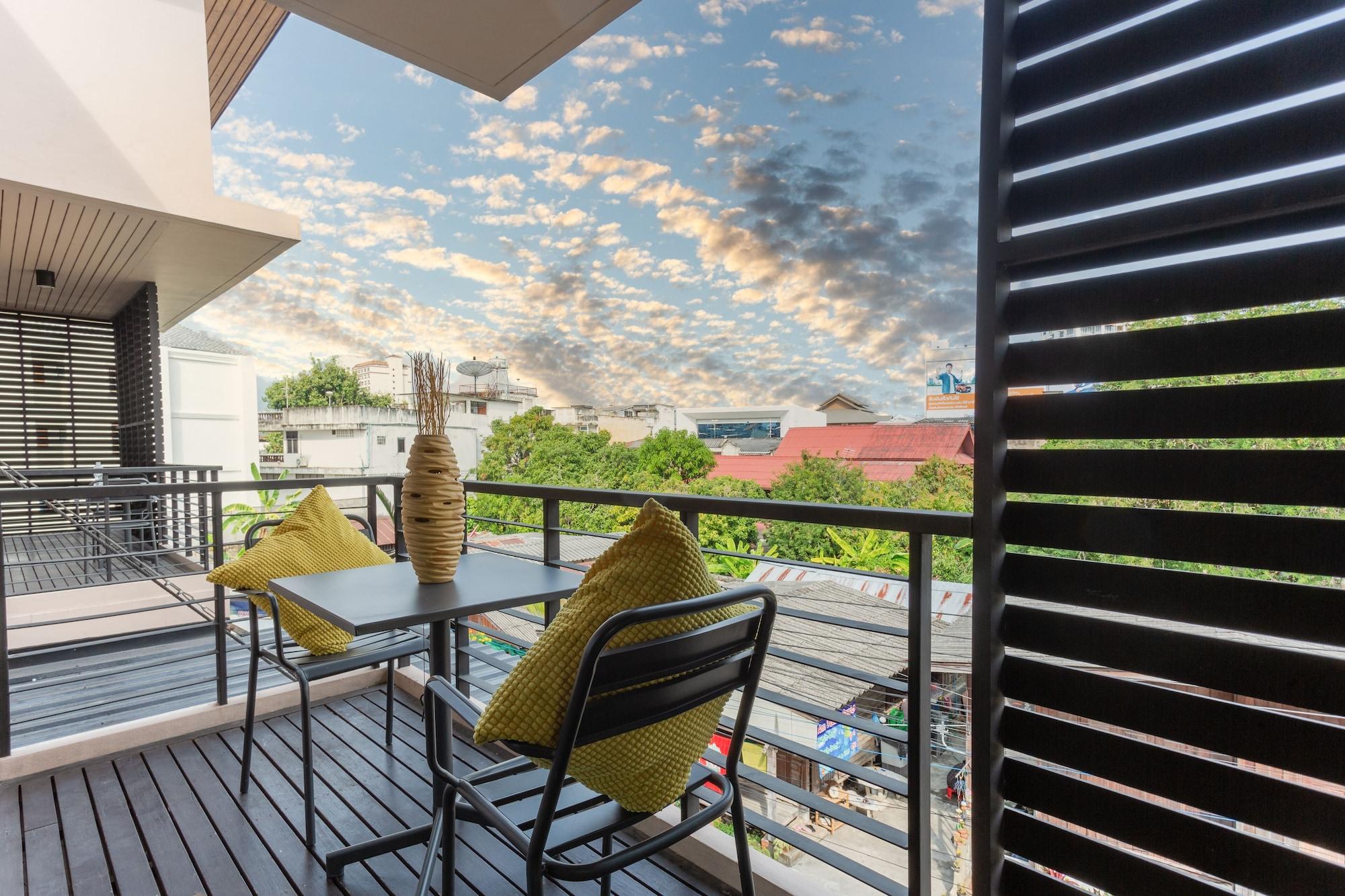 Studio 365 Serviced Apartments Chiang Mai Exteriör bild